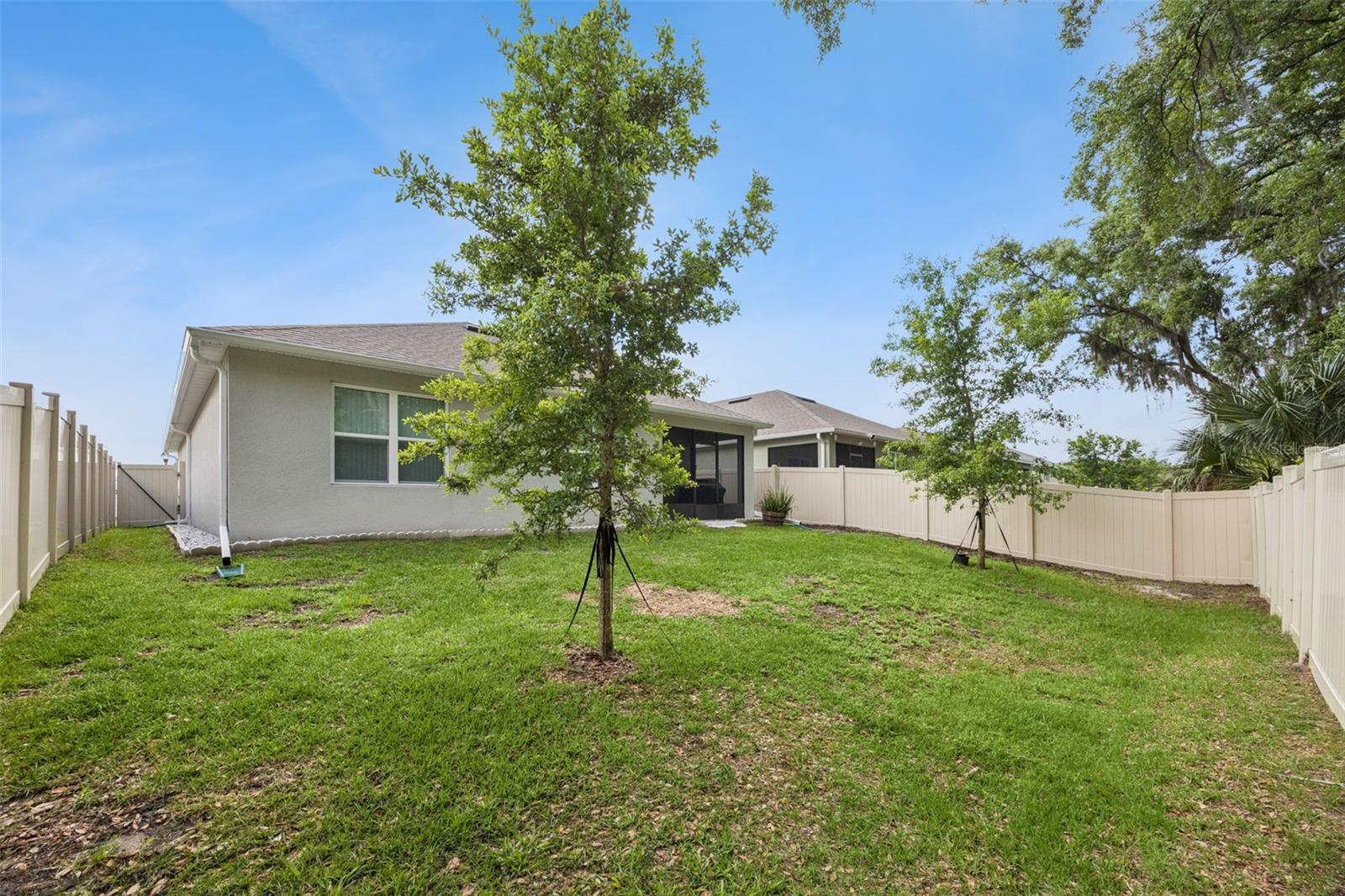 Image 31 of 50 For 1048 Brooklet Drive