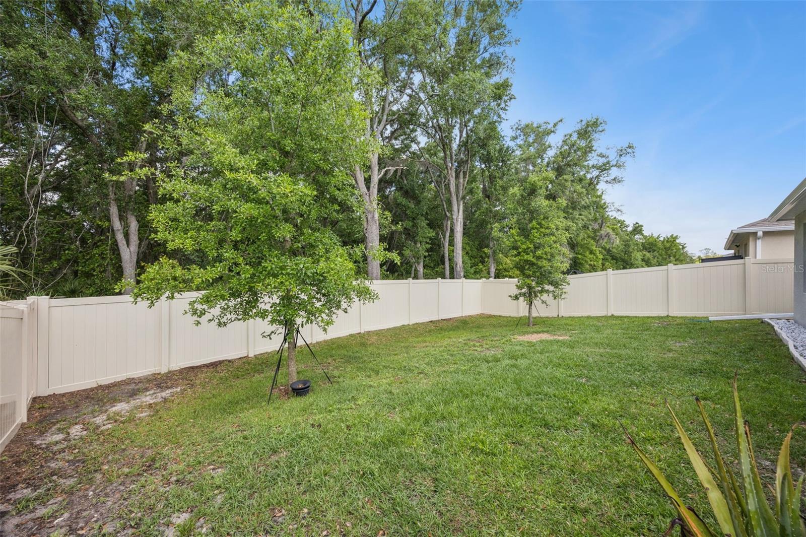 Image 32 of 50 For 1048 Brooklet Drive