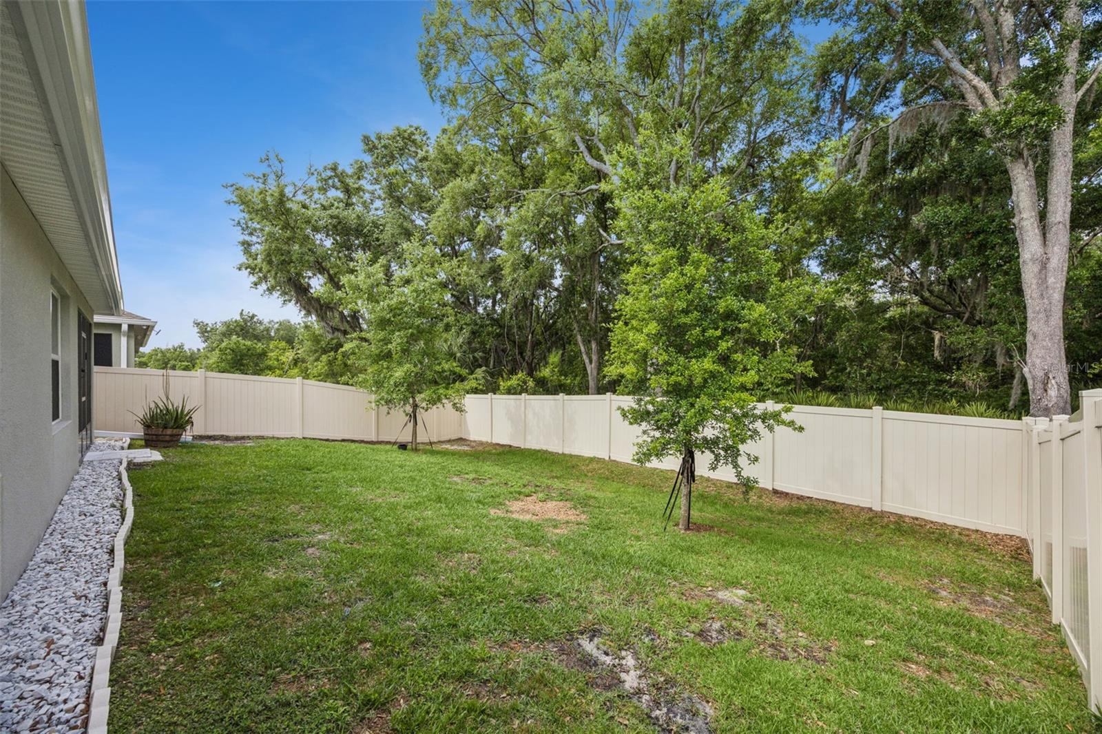 Image 33 of 50 For 1048 Brooklet Drive