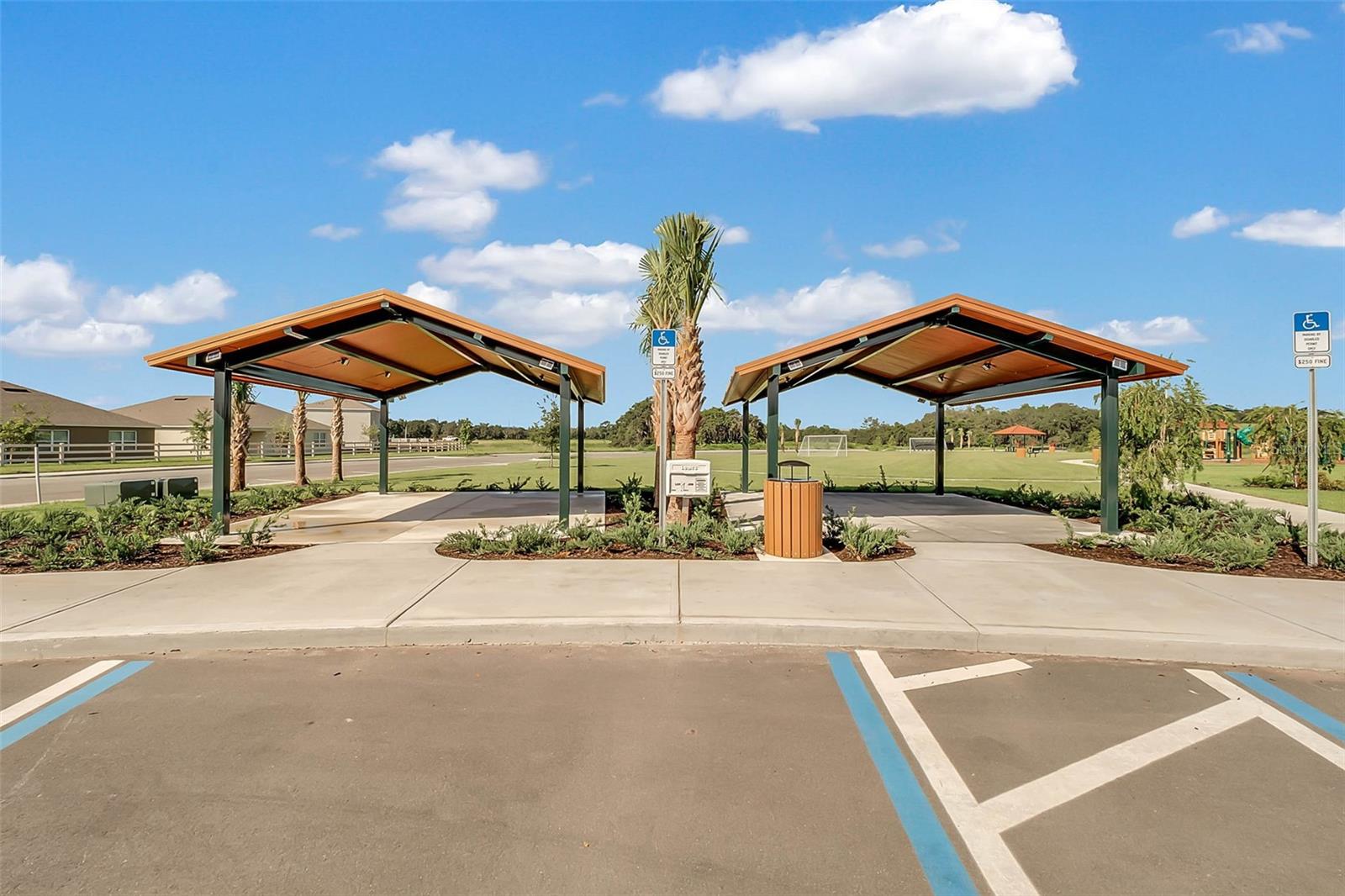 Image 37 of 50 For 1048 Brooklet Drive