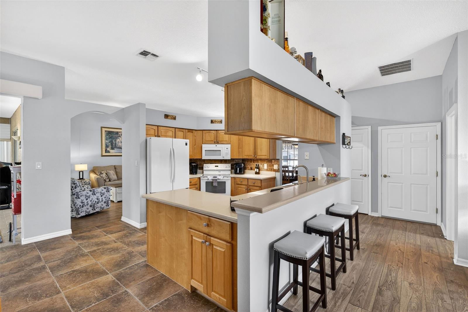 Image 12 of 50 For 5036 Sawgrass Lake Circle