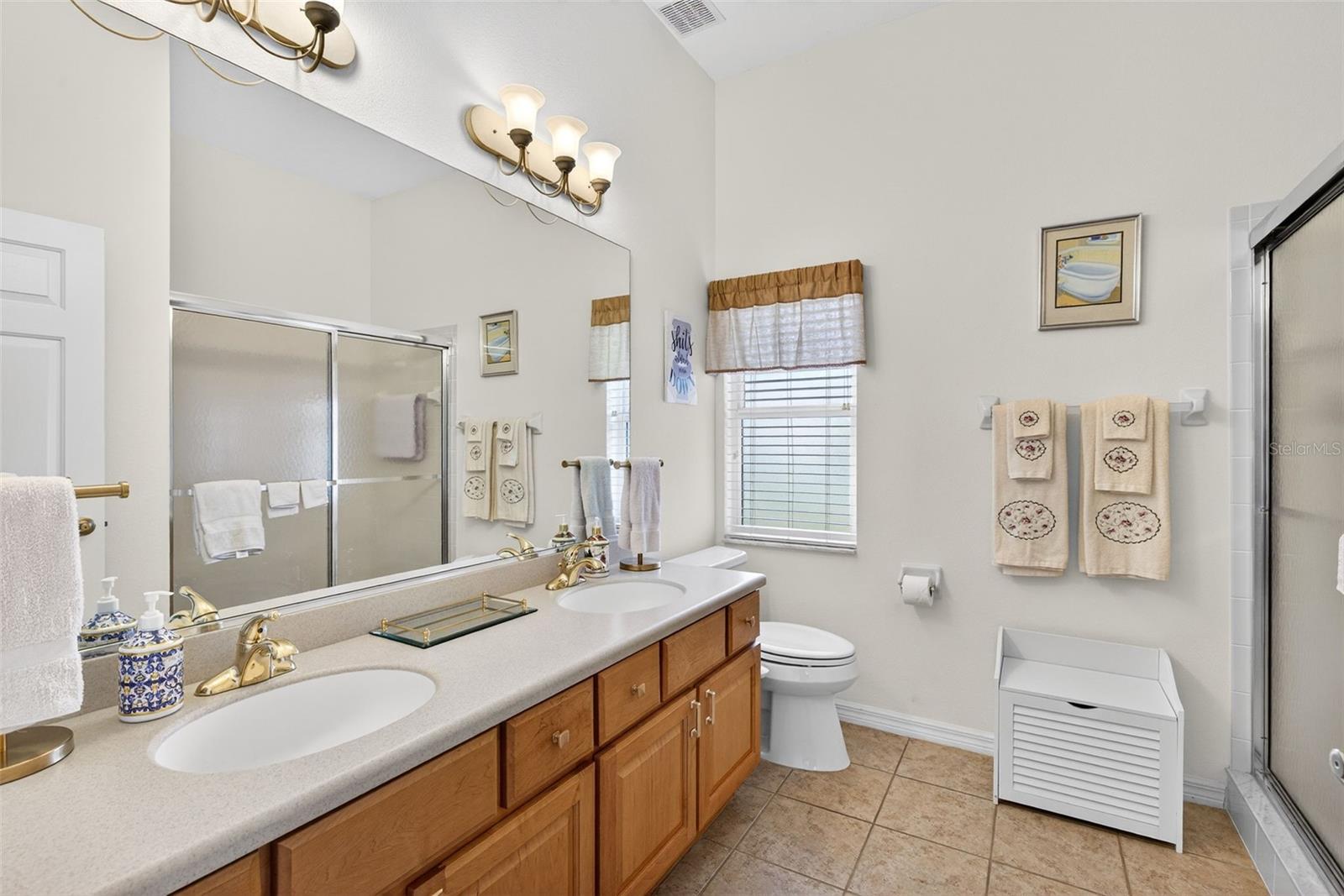 Image 23 of 50 For 5036 Sawgrass Lake Circle