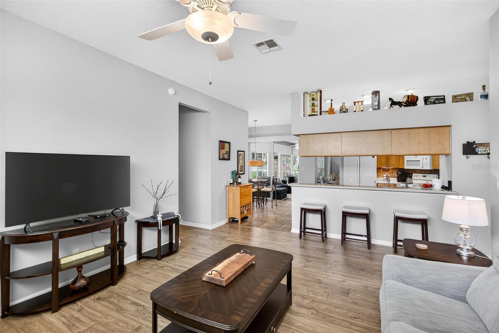 Image 9 of 50 For 5036 Sawgrass Lake Circle