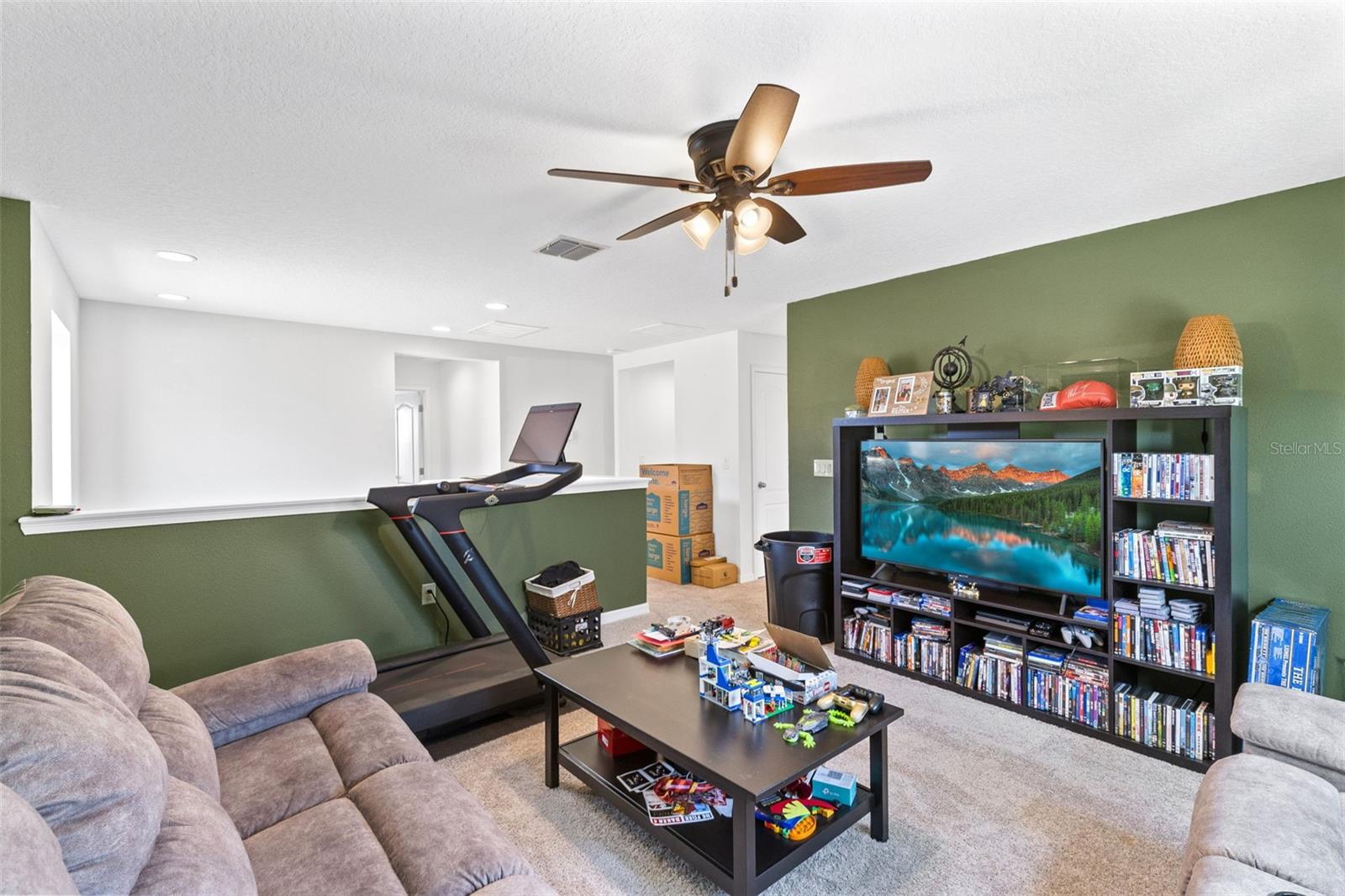 Image 19 of 28 For 1213 Fountain Coin Loop