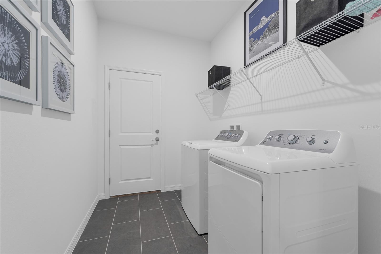 Image 11 of 39 For 6722 Winterberry Drive