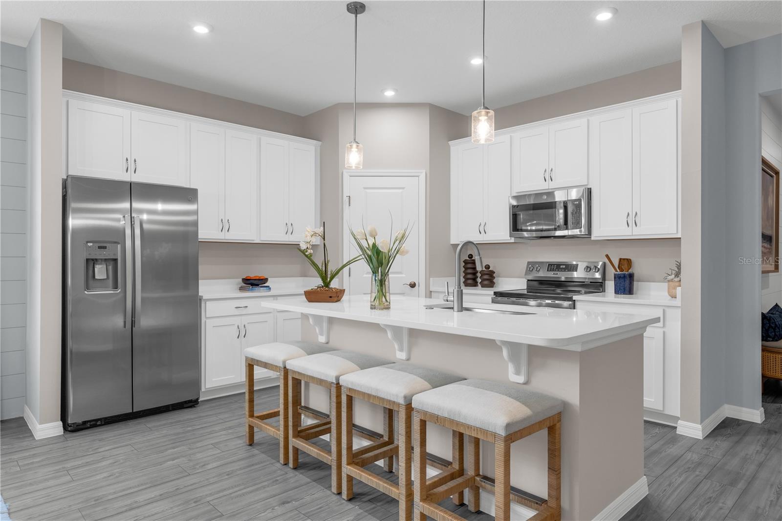 Image 18 of 39 For 6722 Winterberry Drive