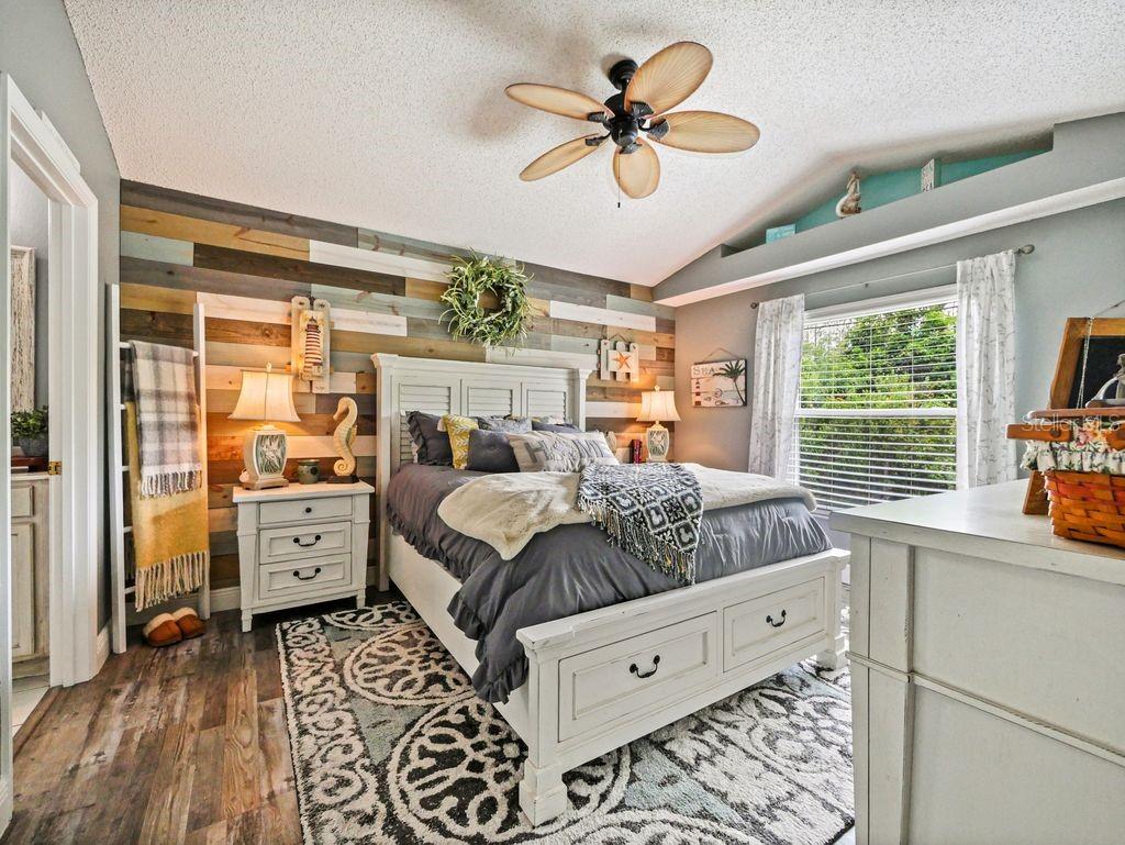 Image 14 of 30 For 14854 Huntley Drive