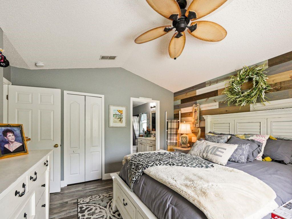 Image 15 of 30 For 14854 Huntley Drive