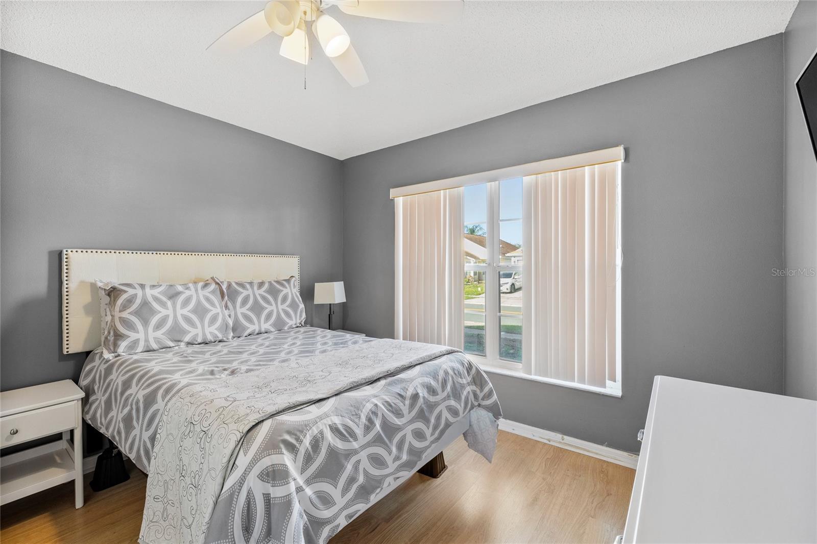 Image 23 of 51 For 165 Seneca Point Trail