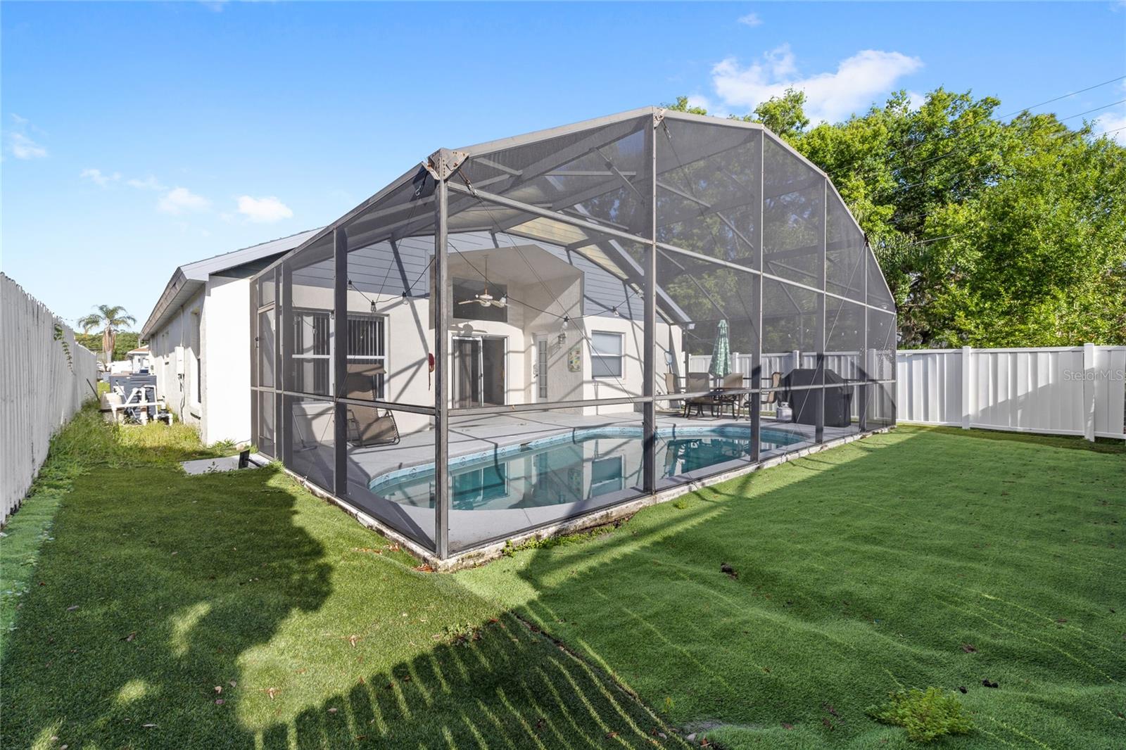 Image 33 of 51 For 165 Seneca Point Trail