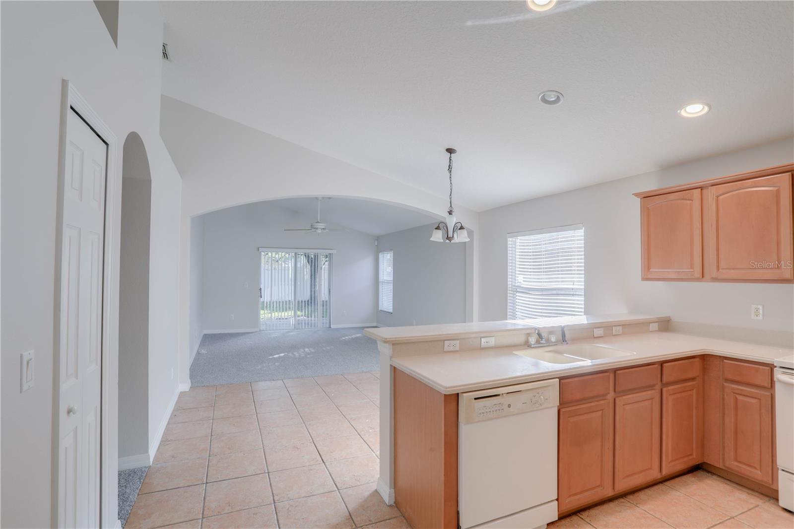 Image 10 of 48 For 9983 Brodbeck Boulevard