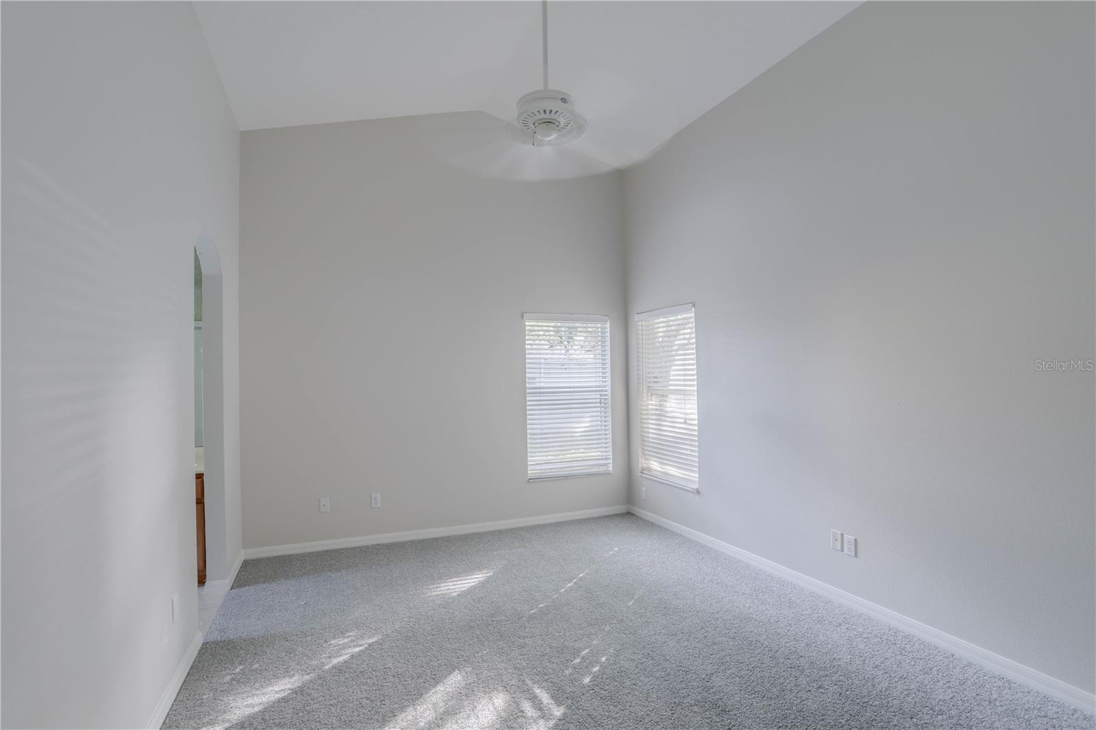 Image 26 of 48 For 9983 Brodbeck Boulevard