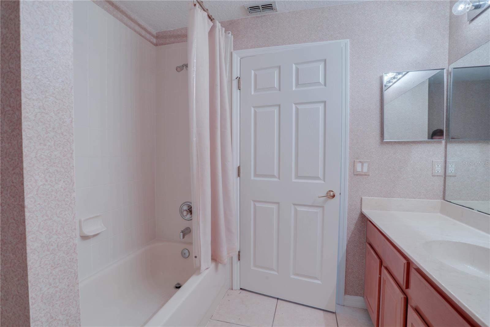 Image 34 of 48 For 9983 Brodbeck Boulevard