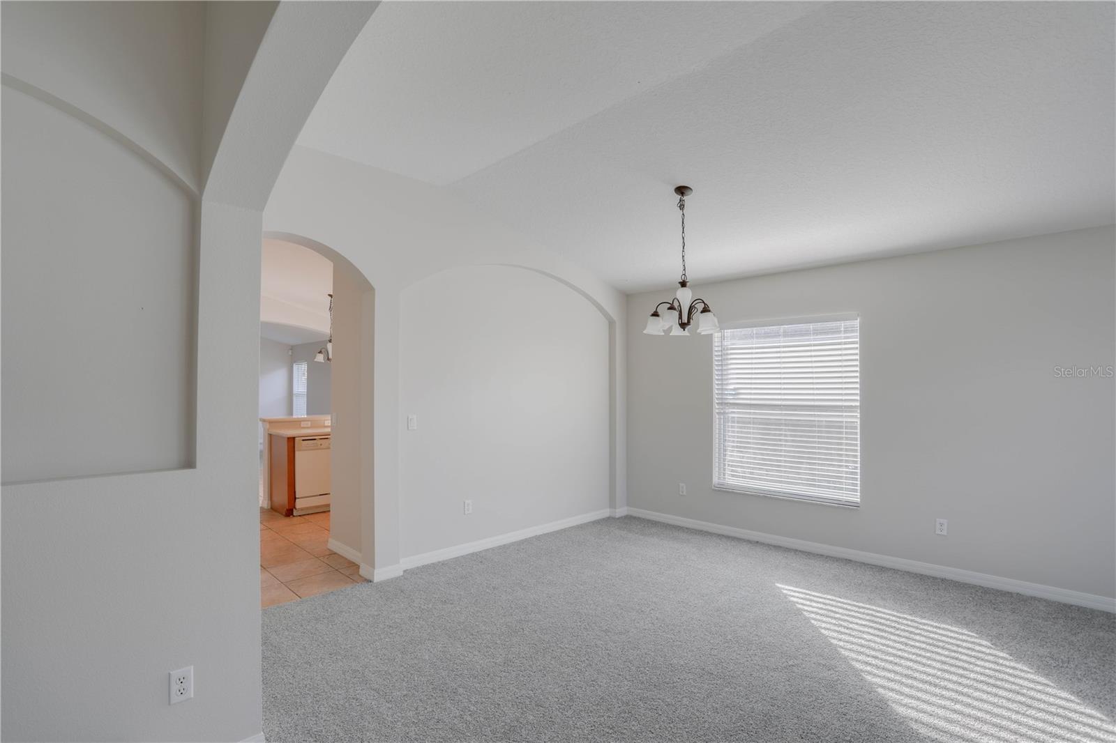 Image 5 of 48 For 9983 Brodbeck Boulevard