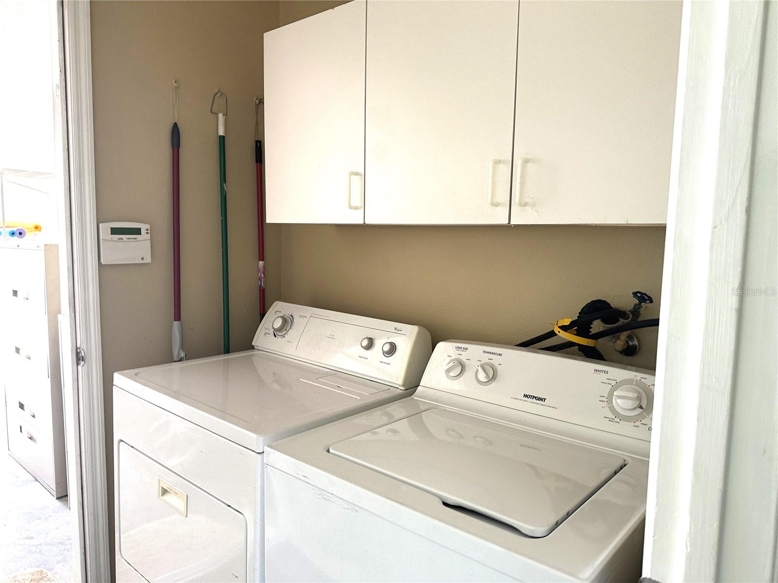 Image 31 of 32 For 10903 Rushwood Way