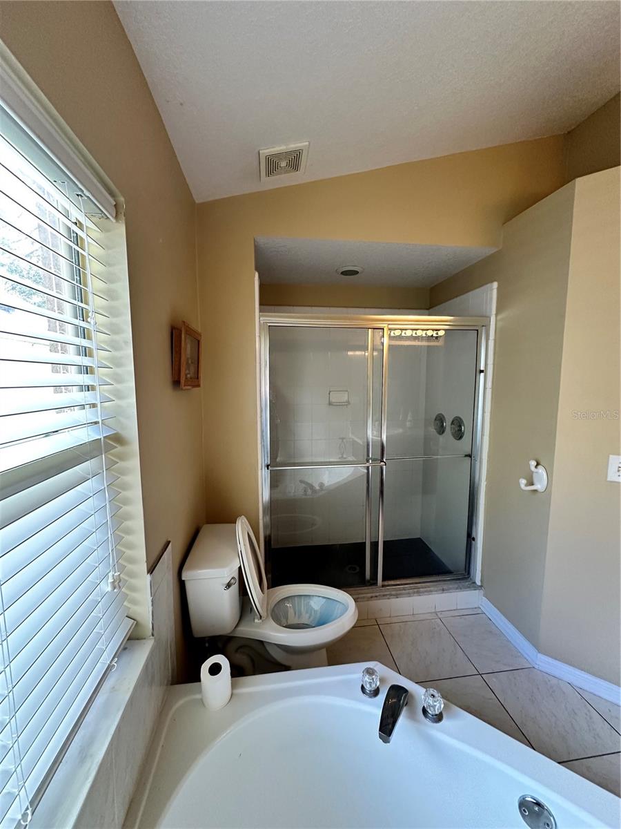 Image 5 of 32 For 10903 Rushwood Way