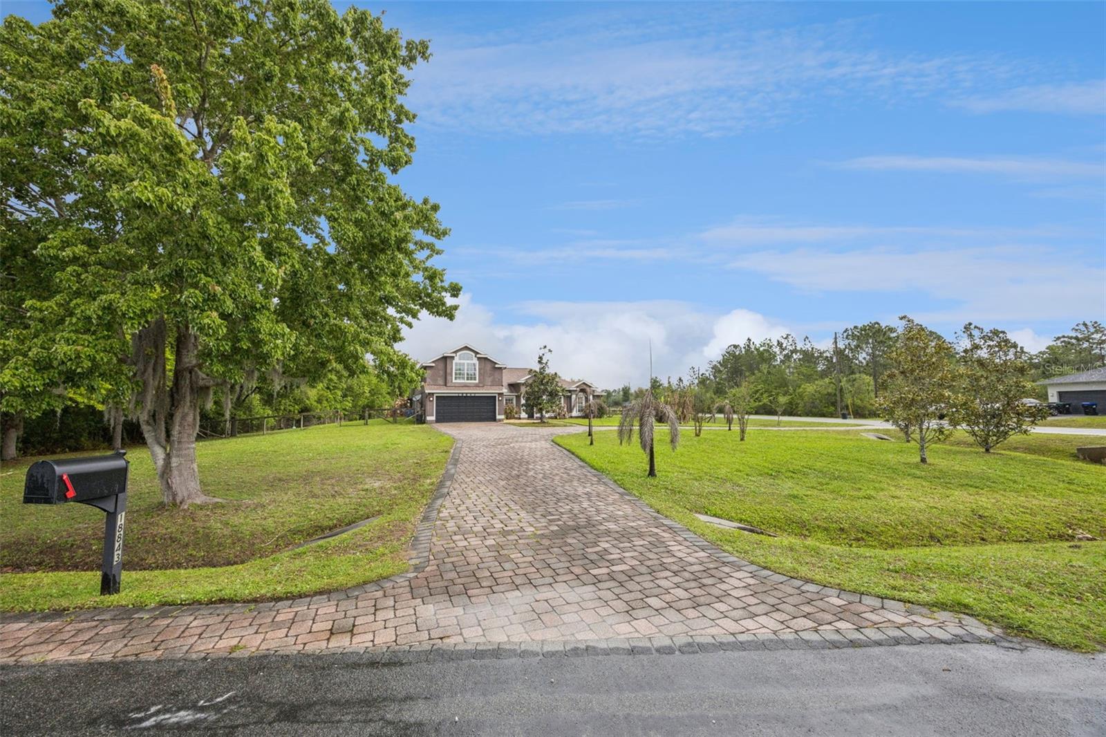 Image 13 of 55 For 18843 Sabal Street