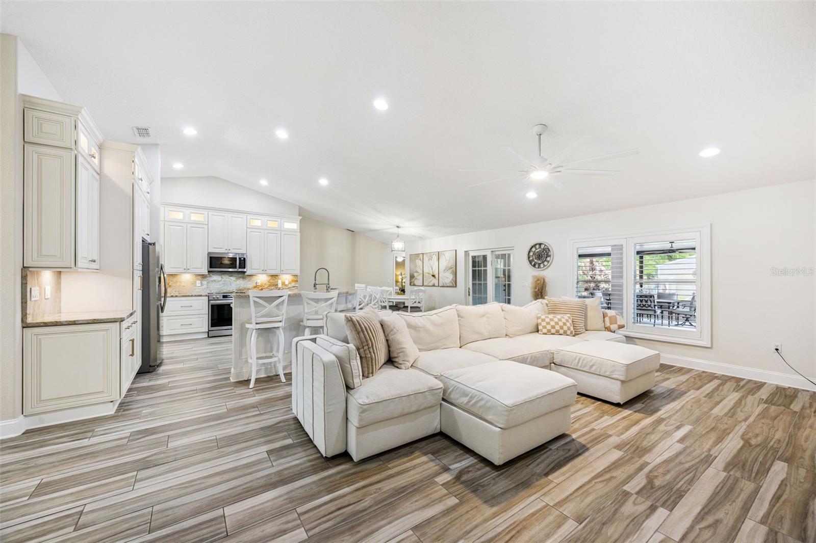 Image 22 of 55 For 18843 Sabal Street