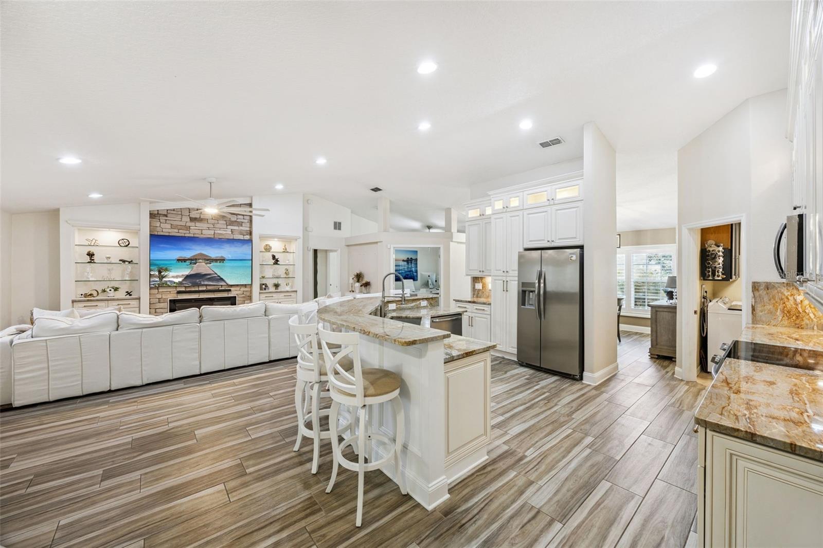 Image 3 of 55 For 18843 Sabal Street