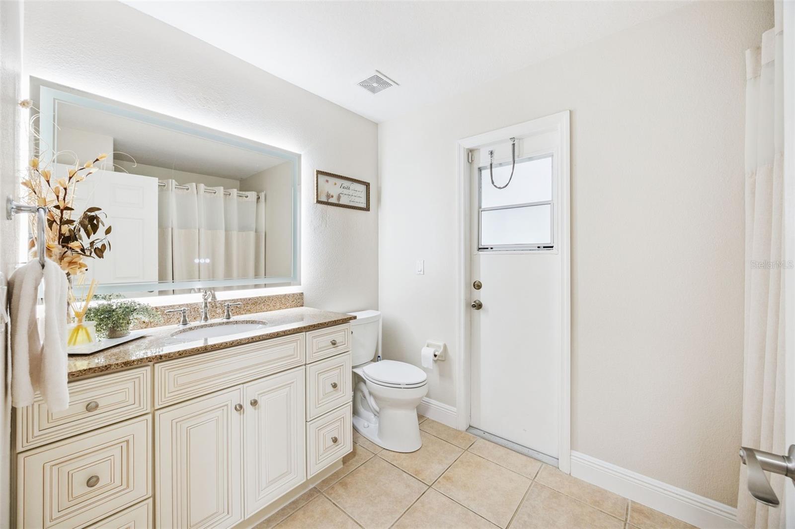 Image 33 of 55 For 18843 Sabal Street