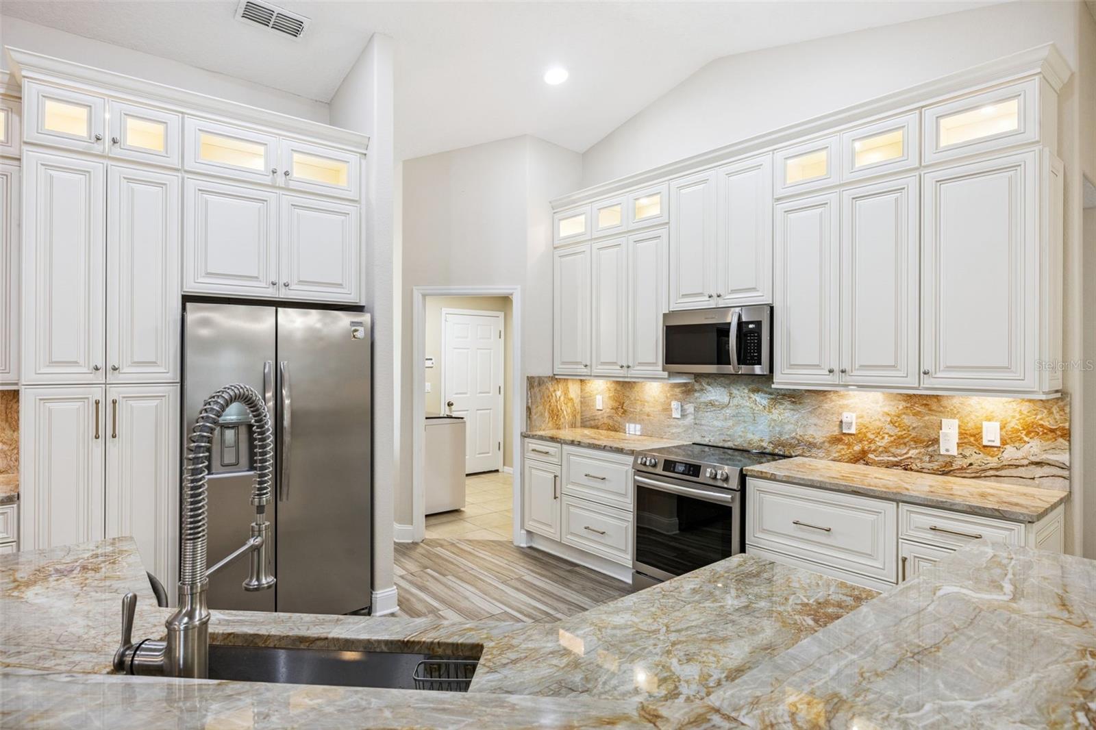 Image 7 of 55 For 18843 Sabal Street