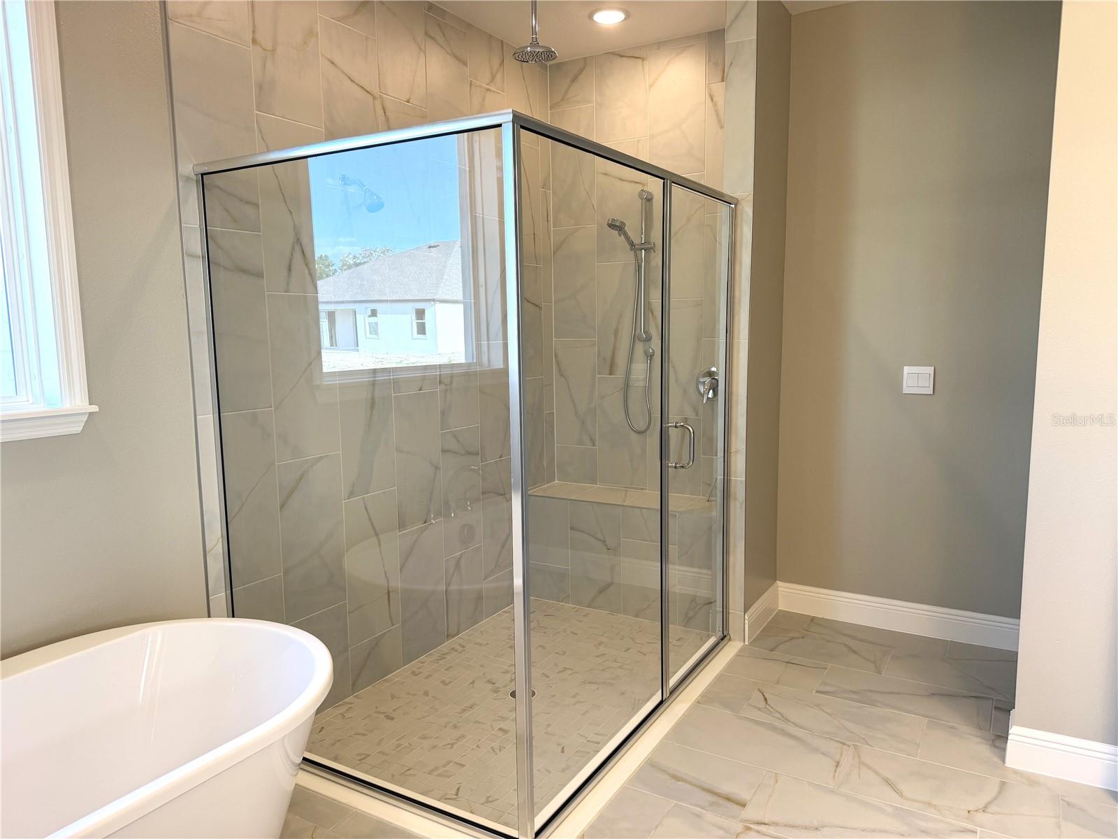 Image 11 of 23 For 4069 Maggie Loop