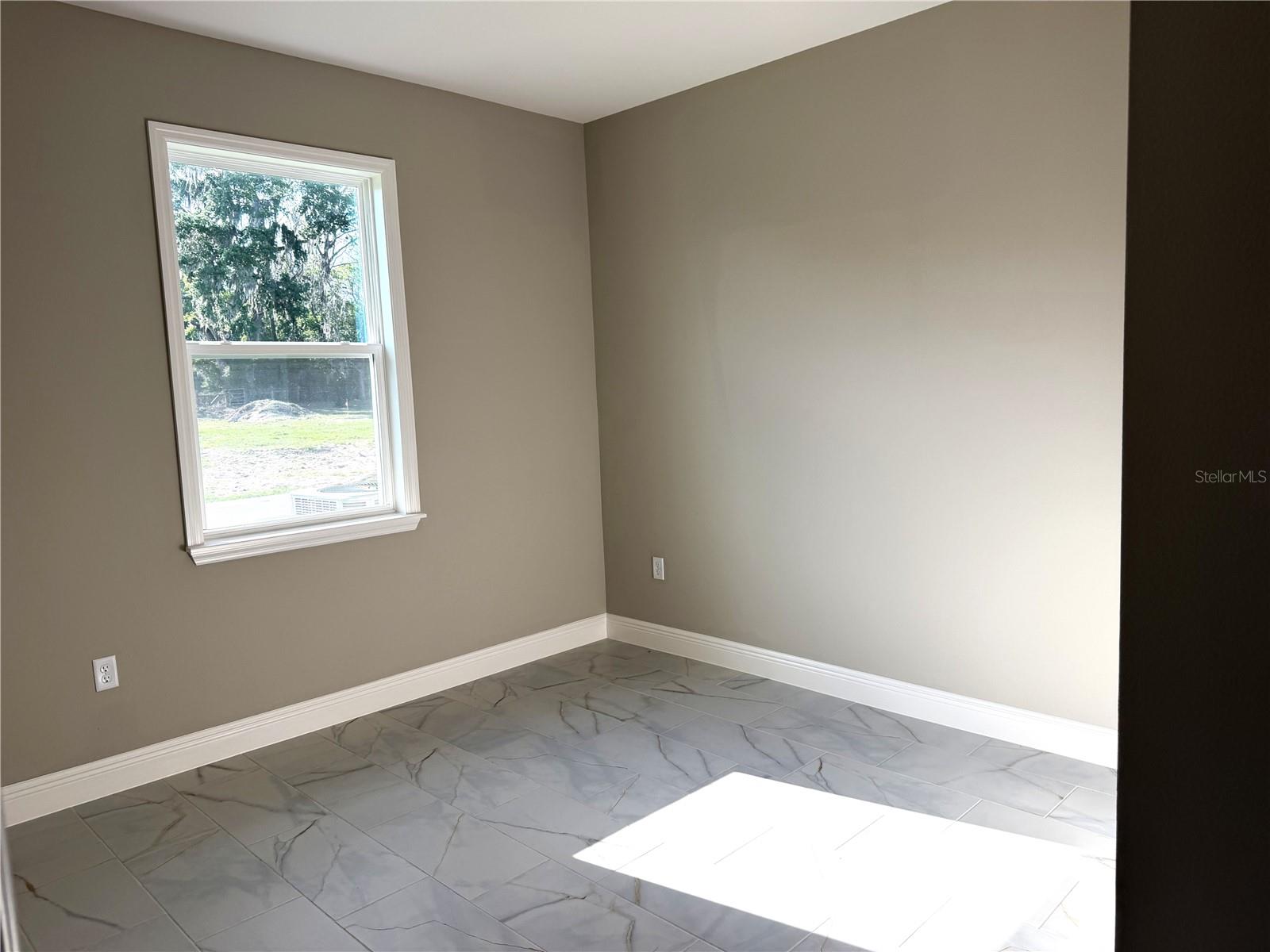 Image 18 of 23 For 4069 Maggie Loop