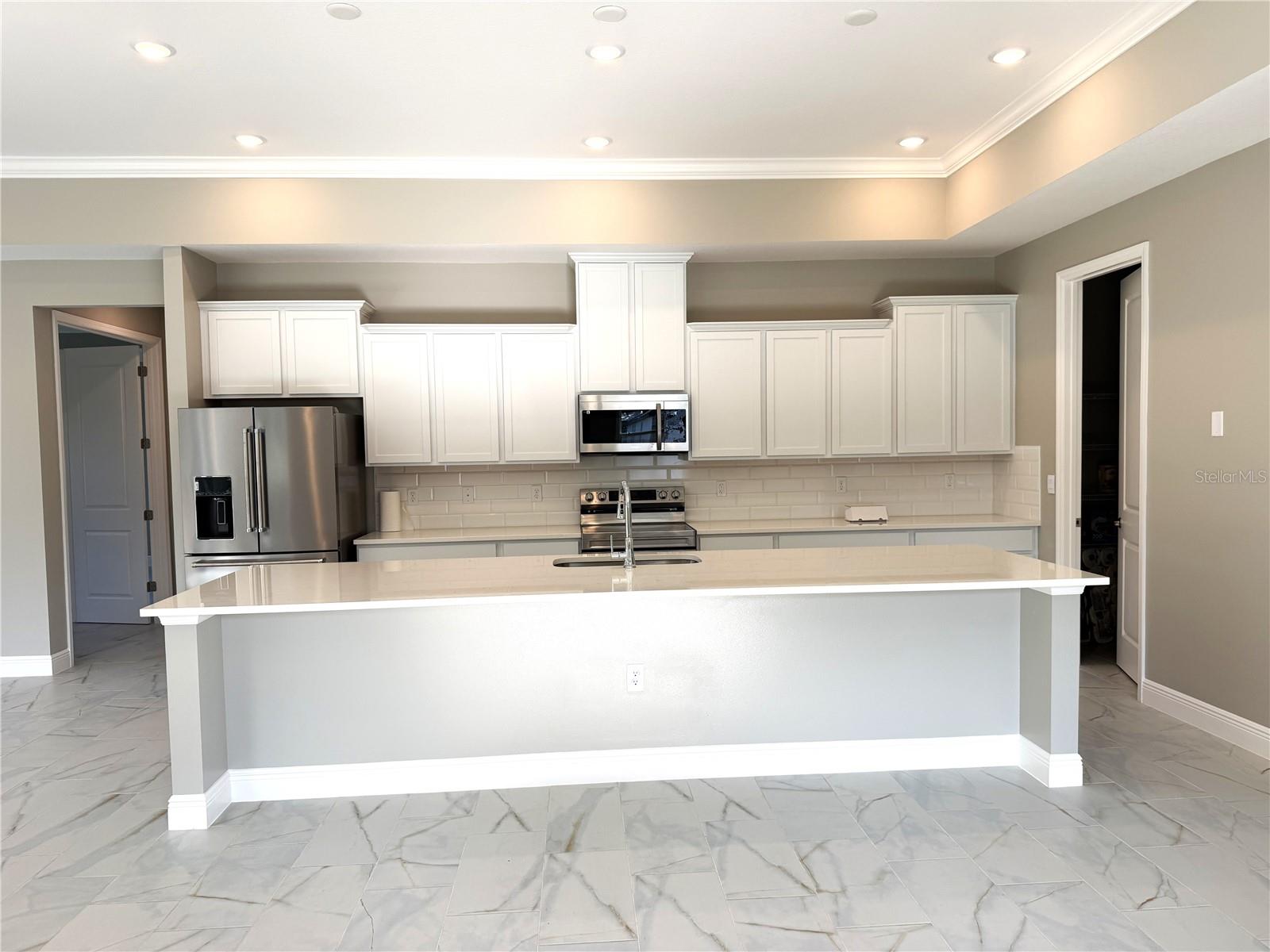 Image 4 of 23 For 4069 Maggie Loop