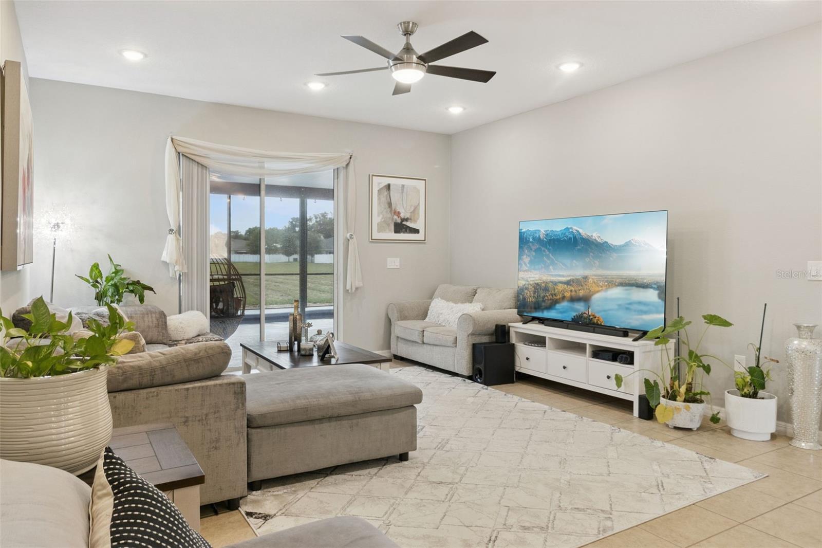 Image 7 of 52 For 112 Big Pine Key Boulevard