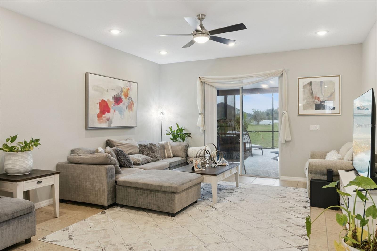 Image 8 of 52 For 112 Big Pine Key Boulevard