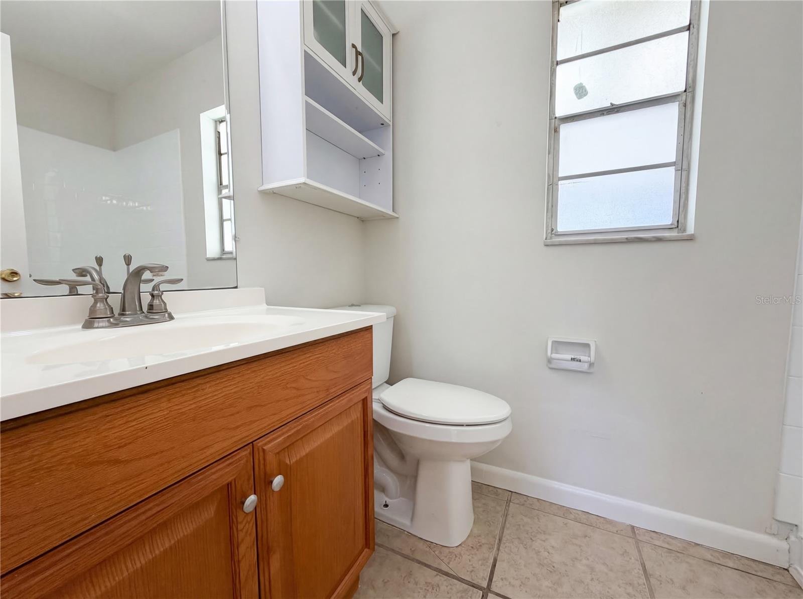 Image 12 of 22 For 909 Winchester Court