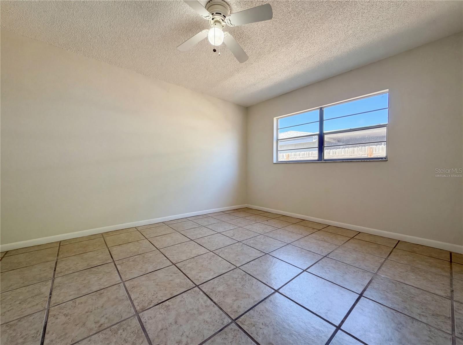 Image 4 of 22 For 909 Winchester Court