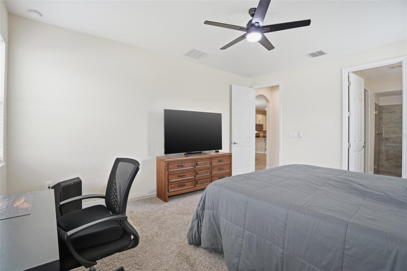 Image 25 of 48 For 2410 Waxwing Way