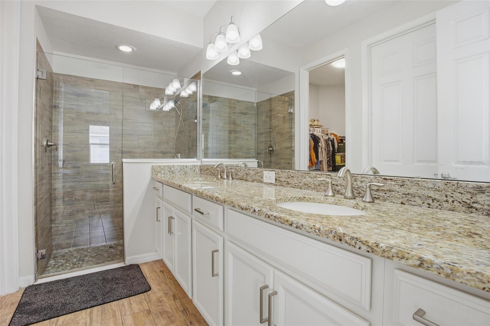 Image 30 of 48 For 2410 Waxwing Way