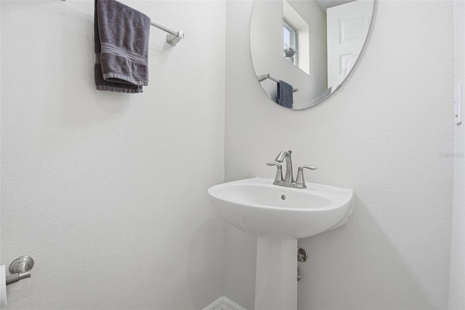 Image 37 of 48 For 2410 Waxwing Way