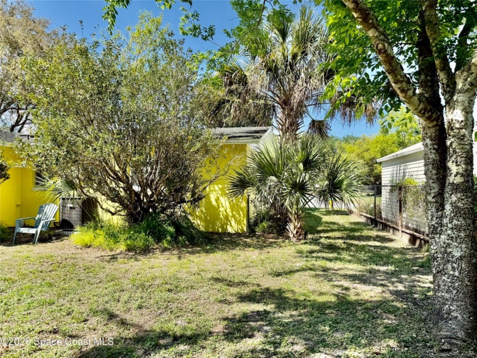 Image 37 of 39 For 121 Maplewood Drive