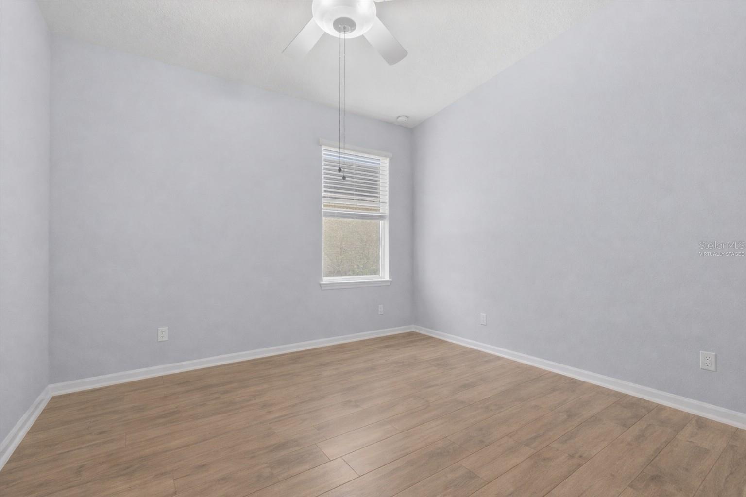 Image 28 of 56 For 2445 Pickford Circle