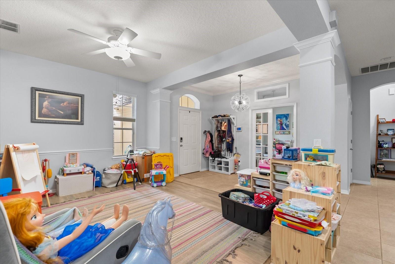 Image 5 of 56 For 2445 Pickford Circle