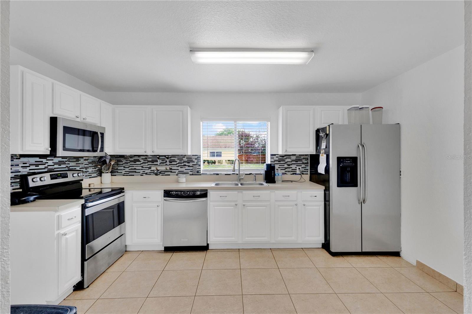 Image 5 of 23 For 8554 Wichita Place