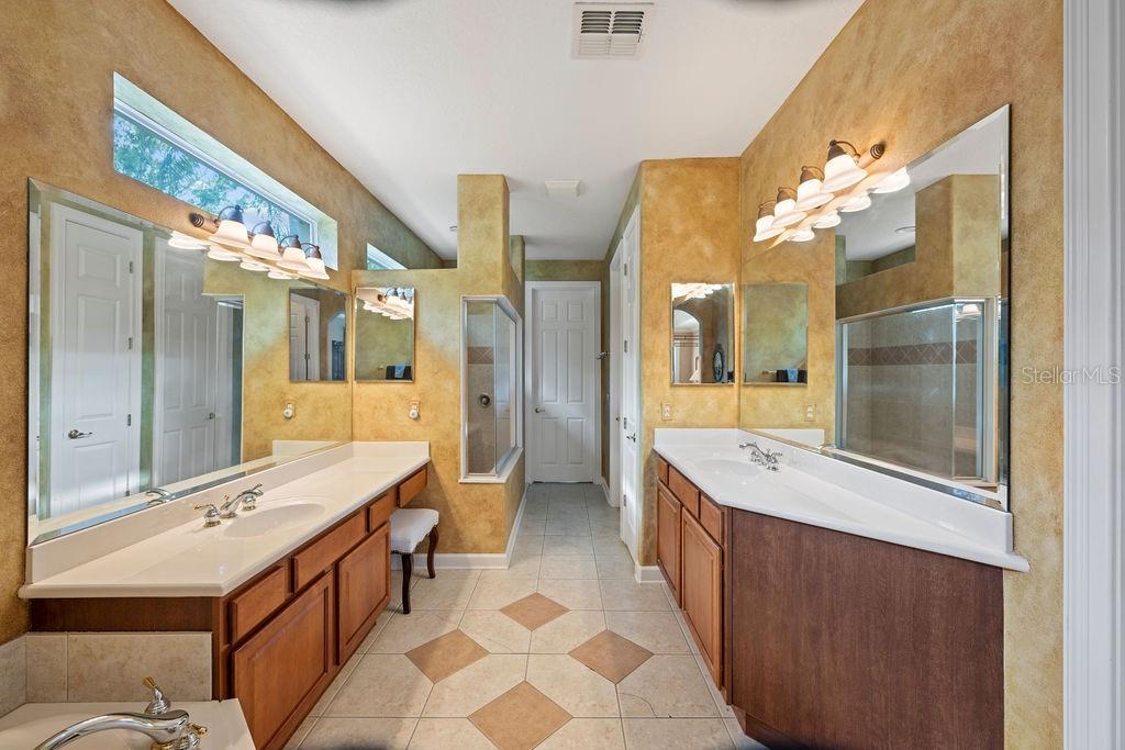 Image 24 of 48 For 2523 Saint Ignatius Court