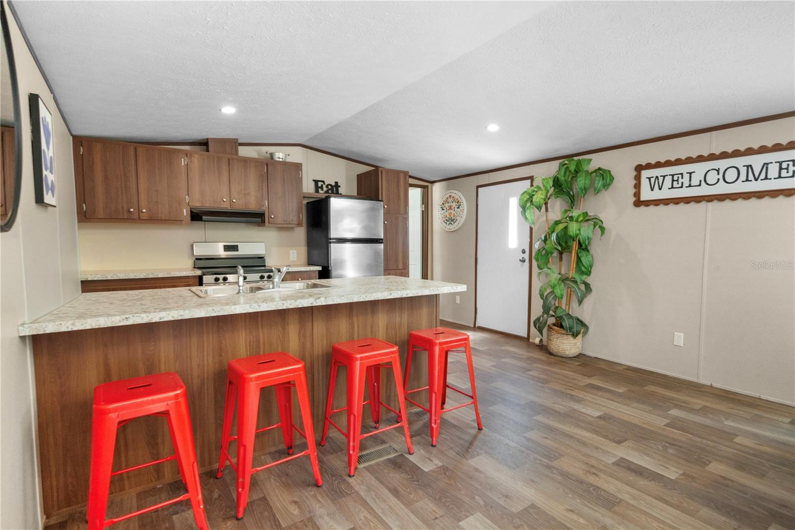 Image 10 of 26 For 16770 60th Place