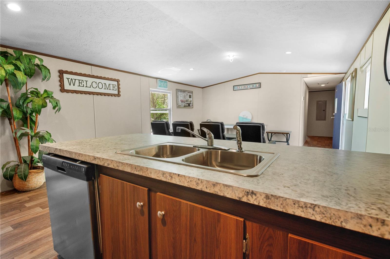 Image 12 of 26 For 16770 60th Place