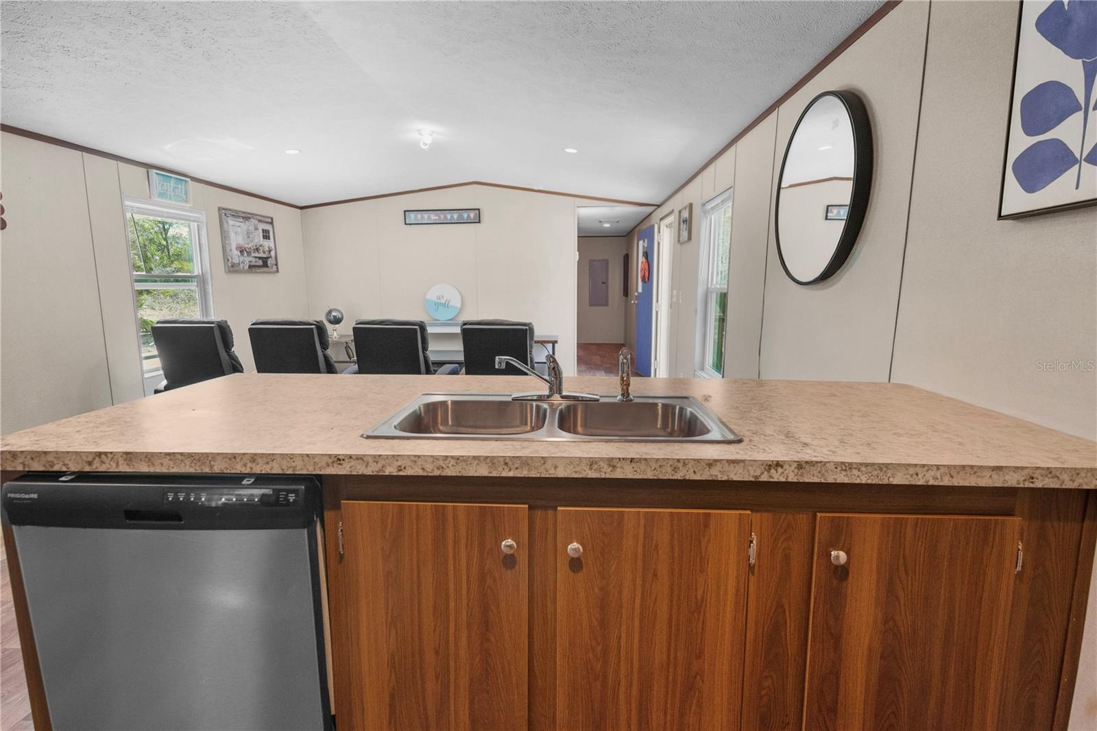 Image 13 of 26 For 16770 60th Place