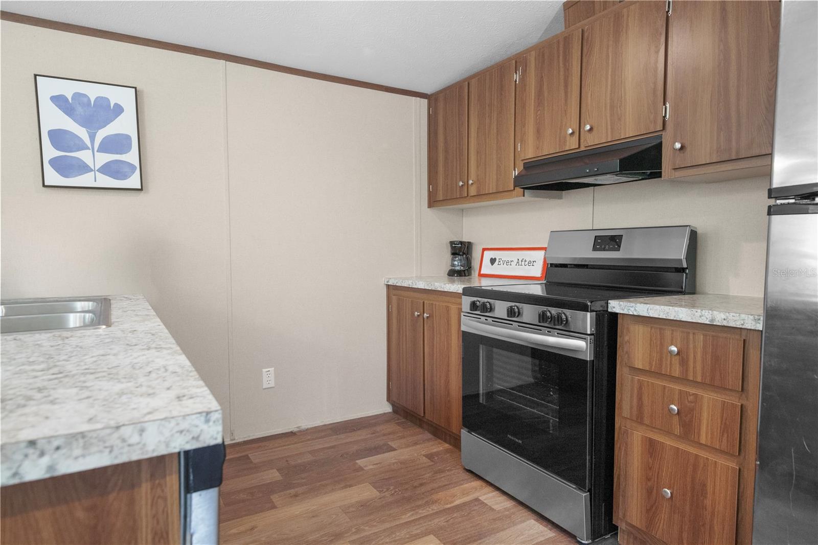 Image 15 of 26 For 16770 60th Place