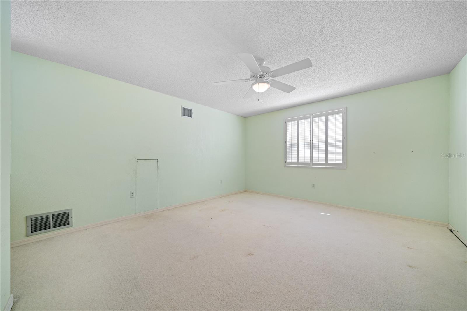 Image 32 of 55 For 2869 Weathersfield Court