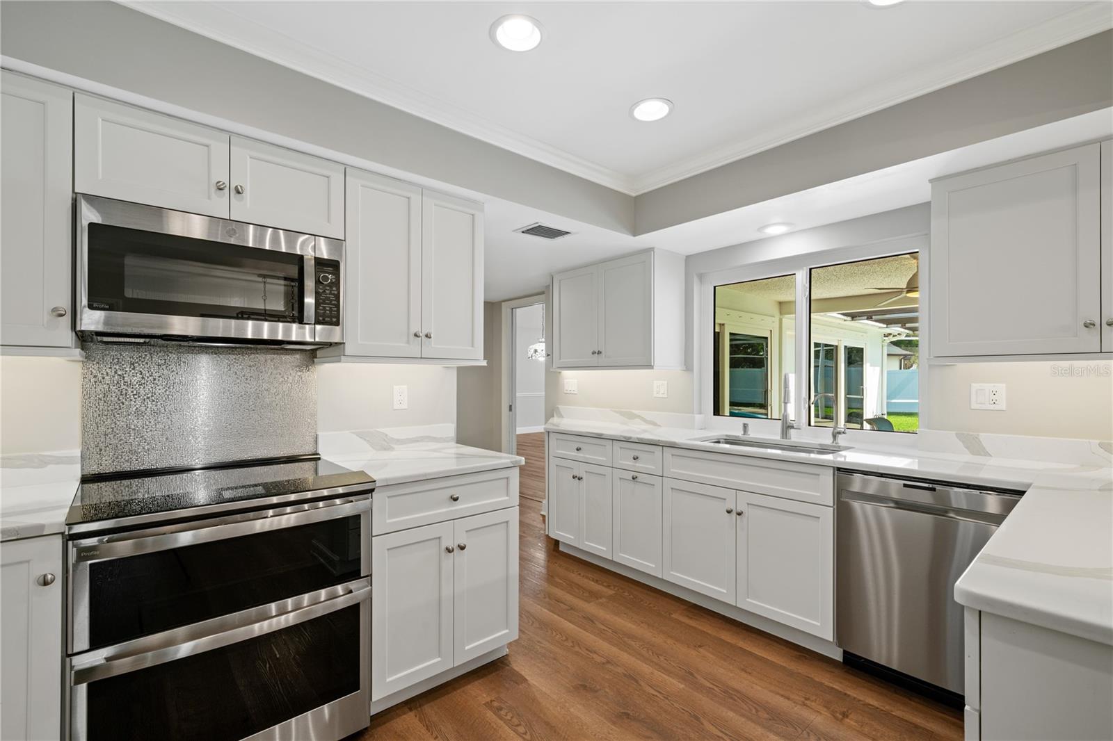 Image 38 of 55 For 2869 Weathersfield Court