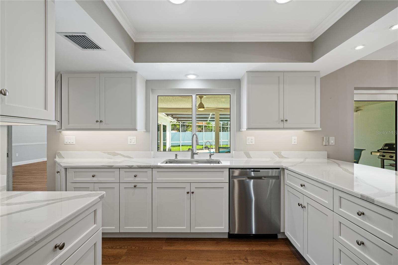 Image 39 of 55 For 2869 Weathersfield Court