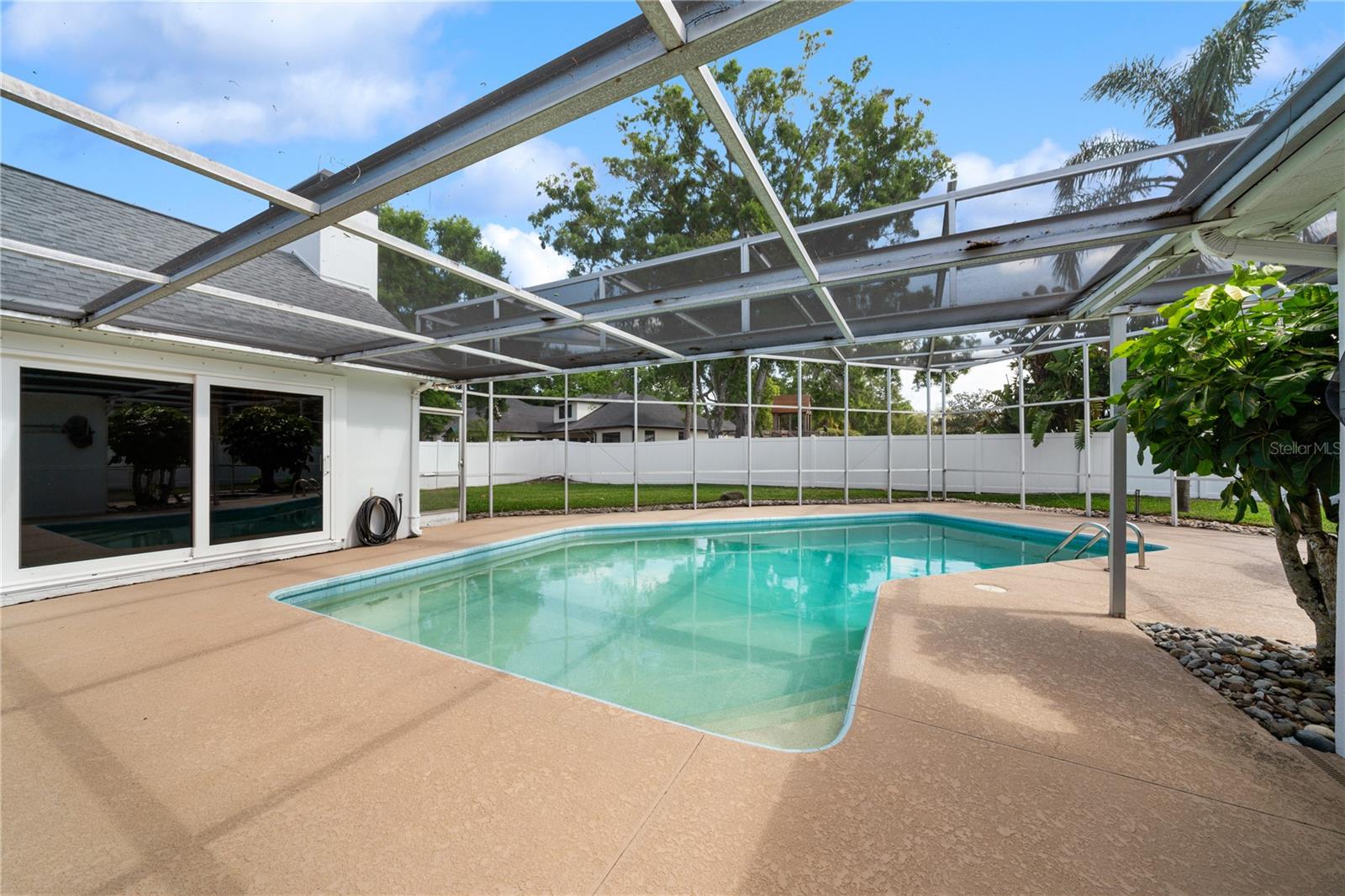 Image 44 of 55 For 2869 Weathersfield Court