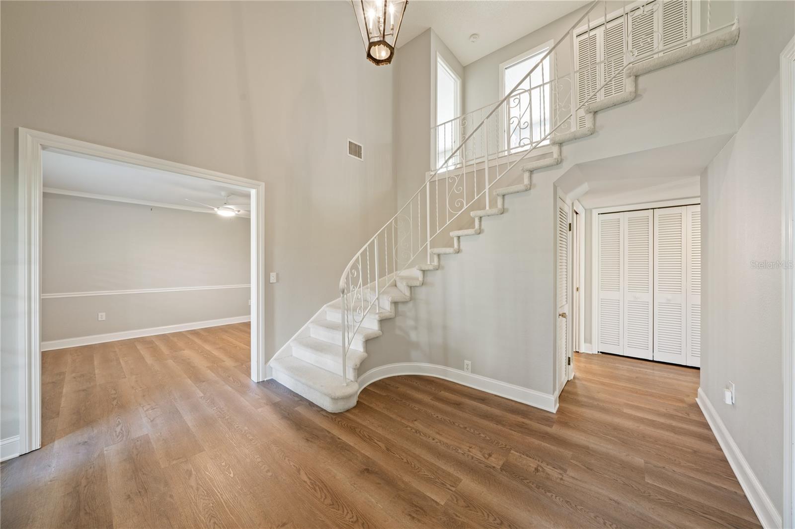 Image 5 of 55 For 2869 Weathersfield Court