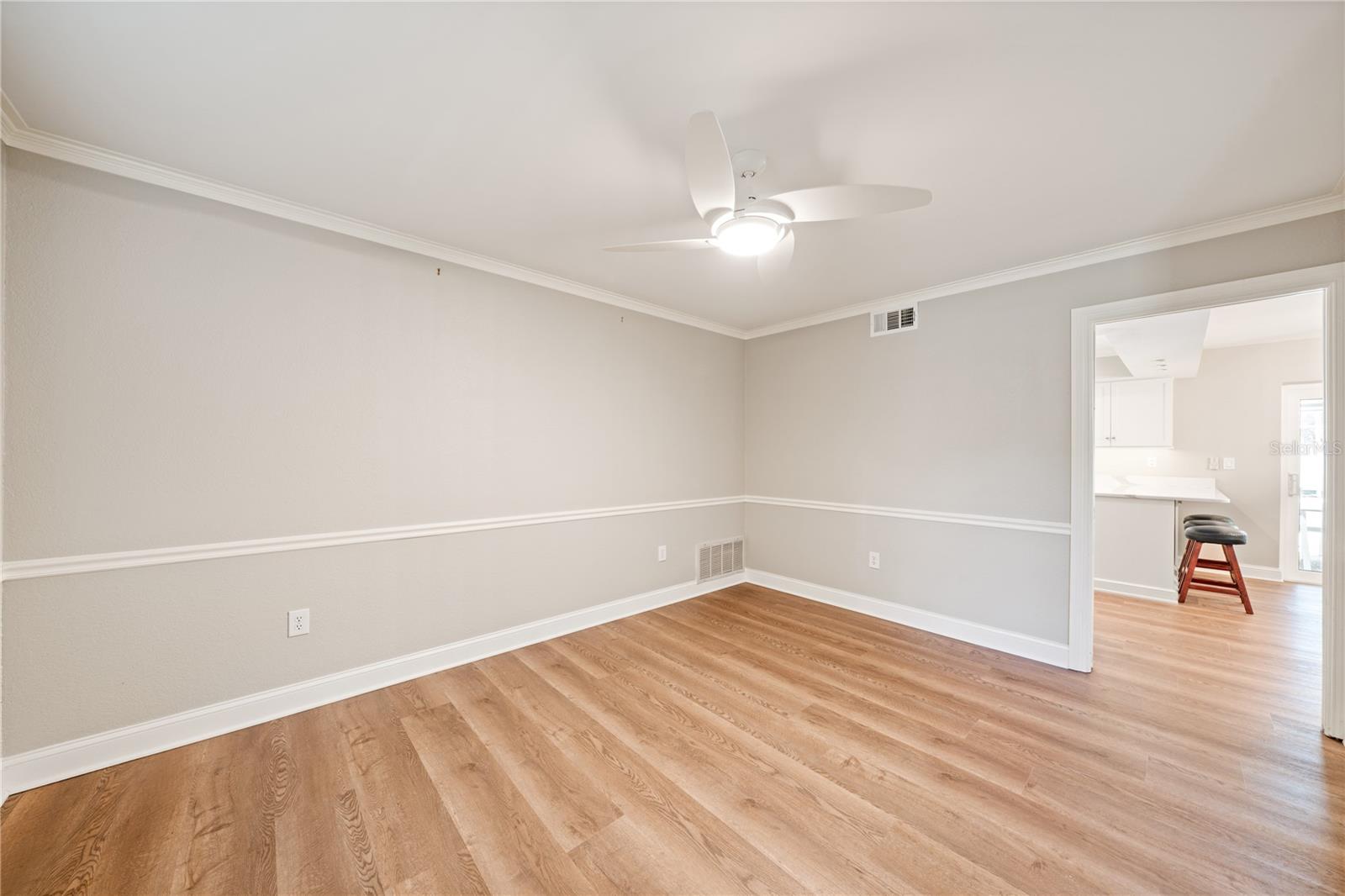 Image 8 of 55 For 2869 Weathersfield Court